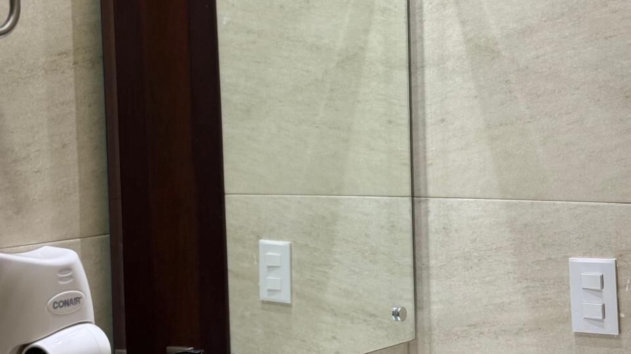 Photo of Bathroom in Flores