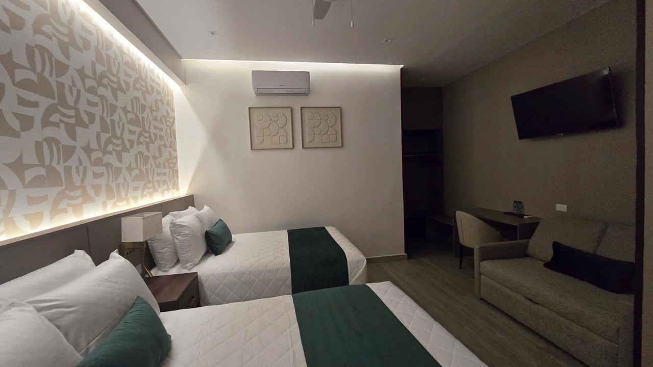 Photo of Bedroom in Flores