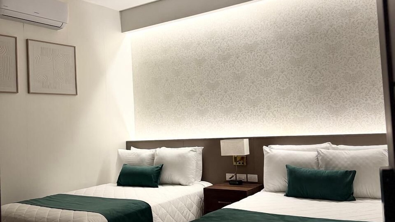 Photo of Bedroom in Flores