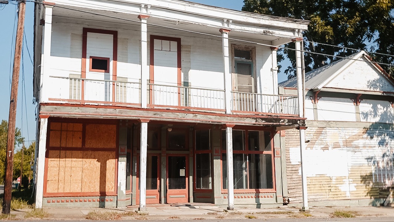 Photo of Buildings in Lebeau