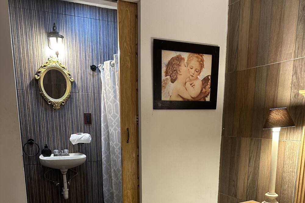 Photo of Bathroom in De La Presa