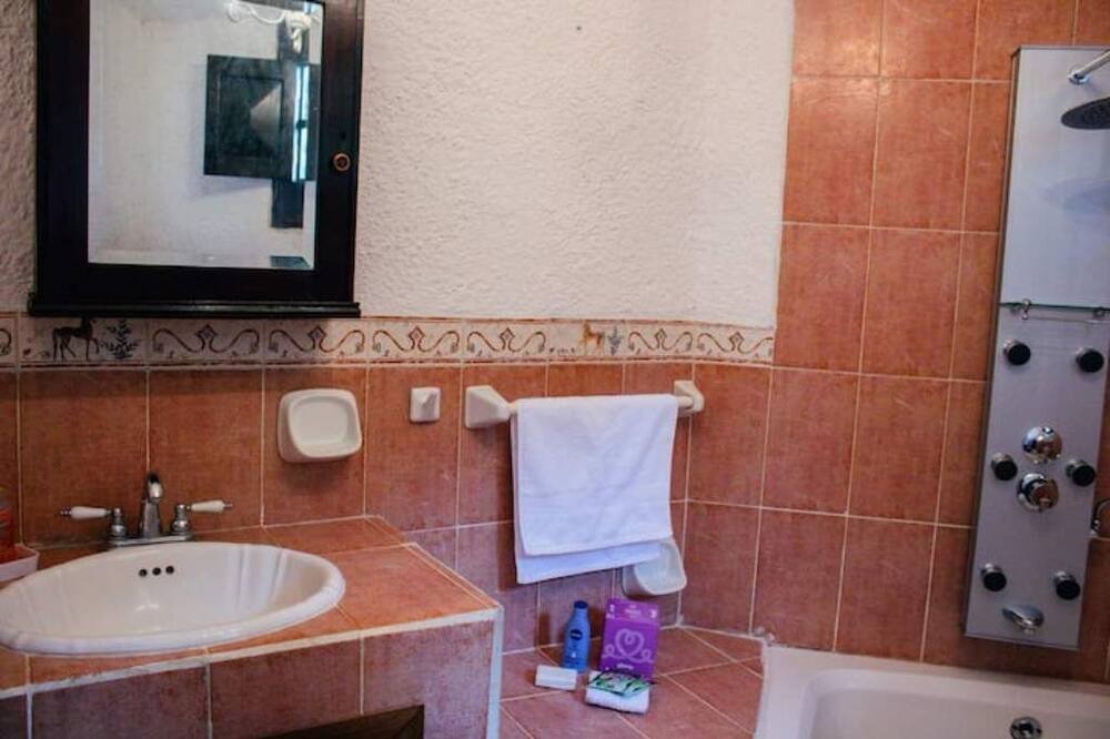 Photo of Bathroom in Jalapa