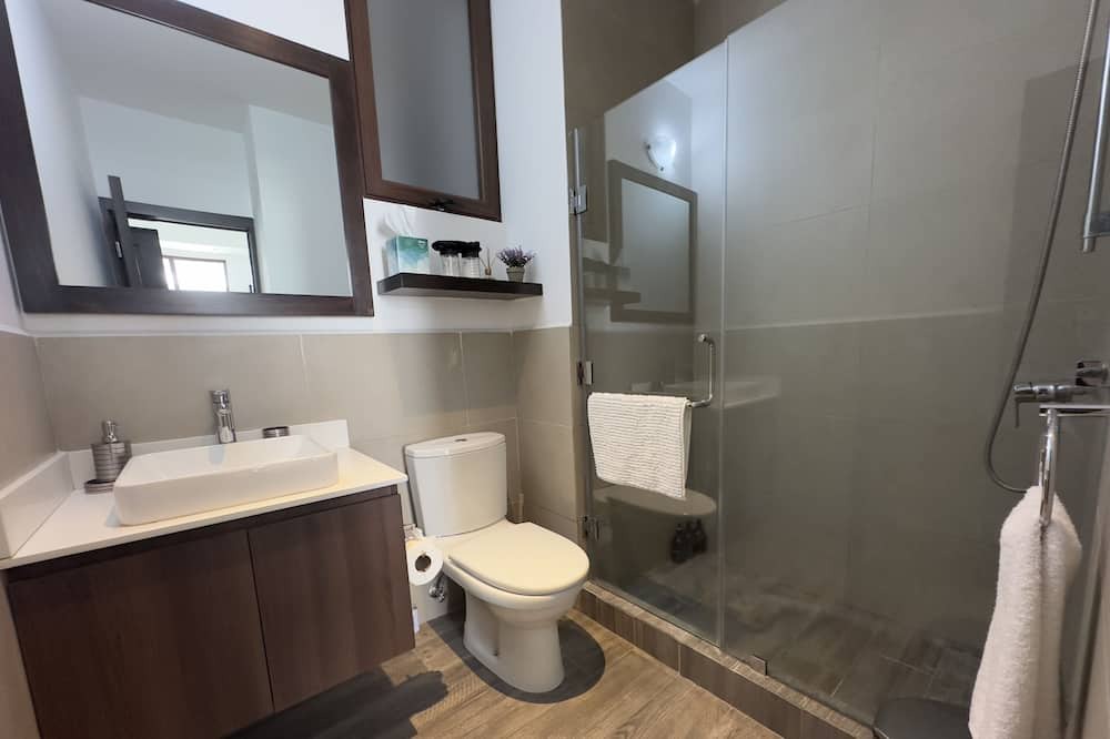 Photo of Bathroom in Zona 16