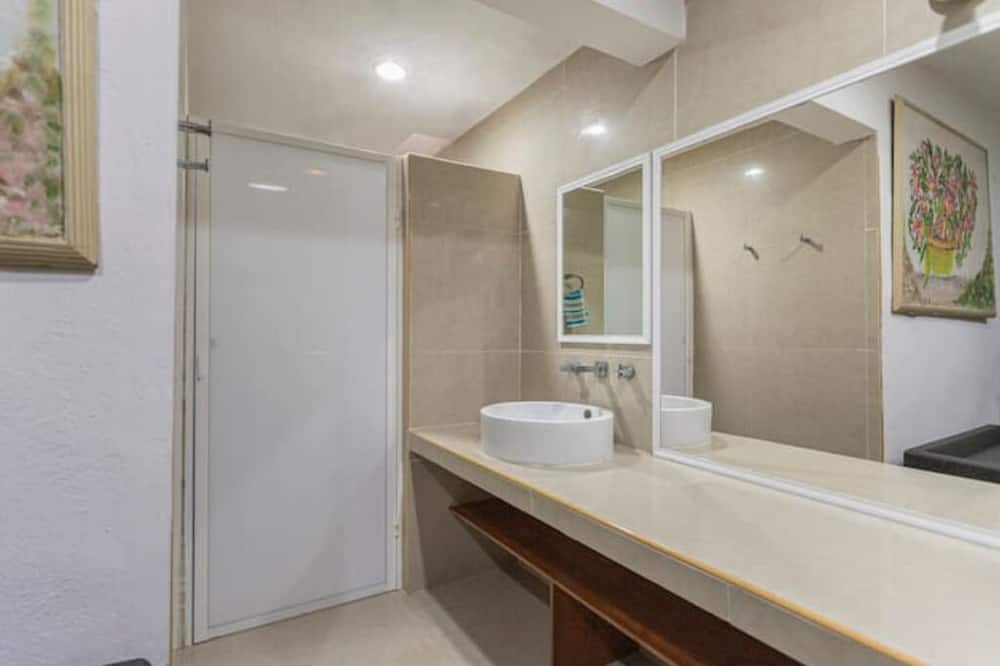Photo of Bathroom in Chicxulub Puerto