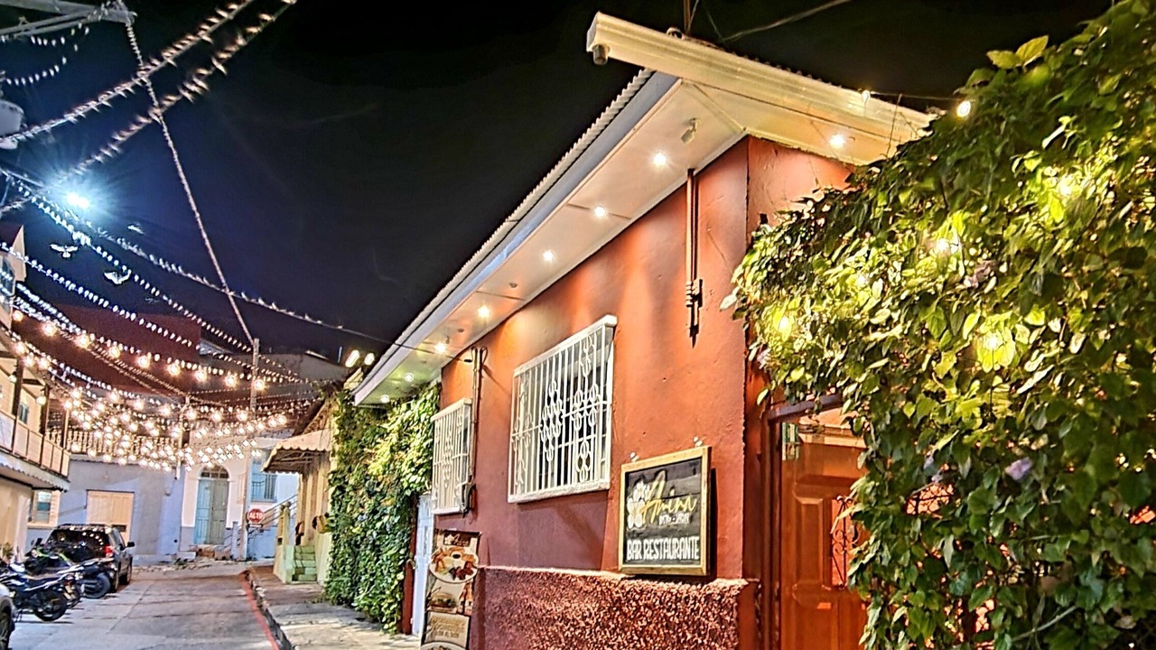 Photo of Outdoor in Flores