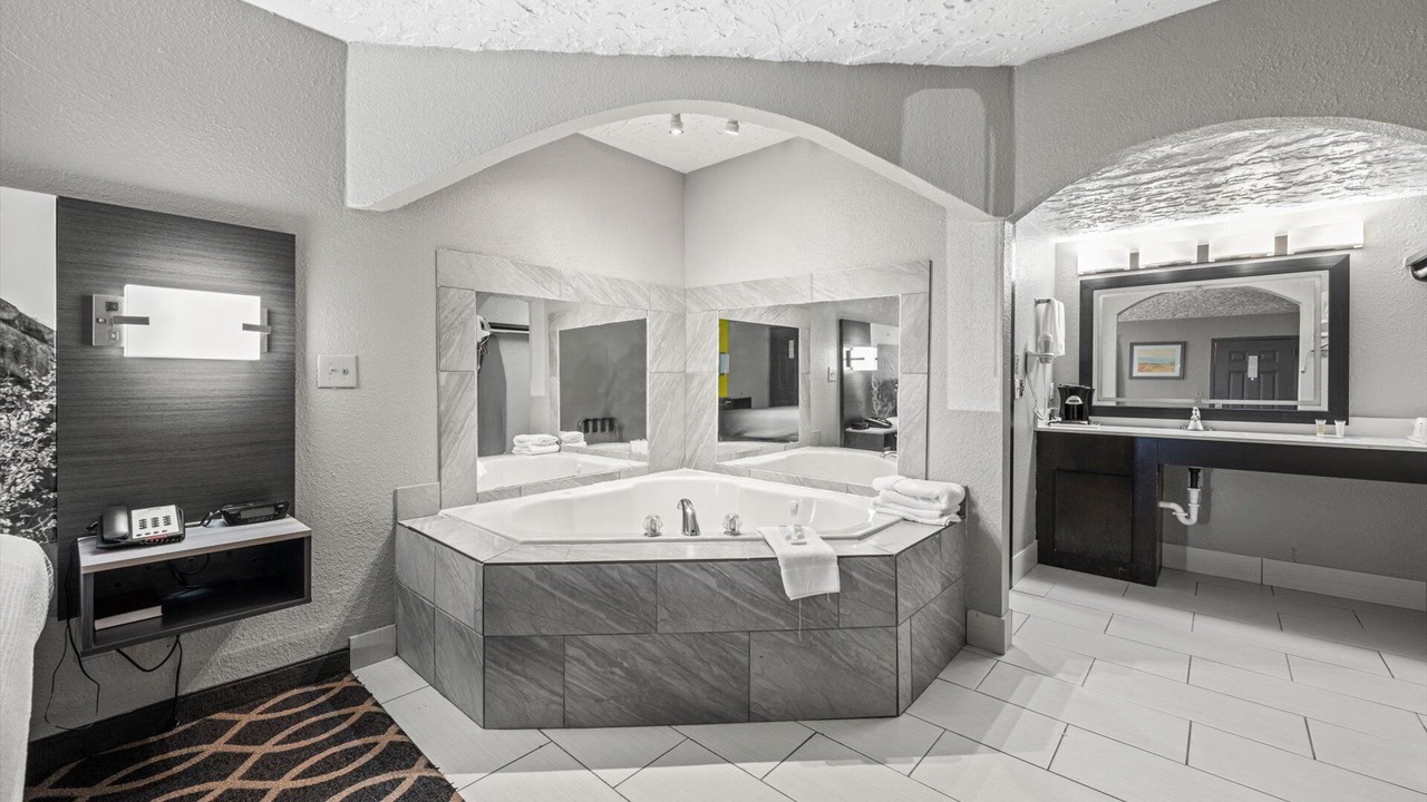 Photo of Bathroom in Norman