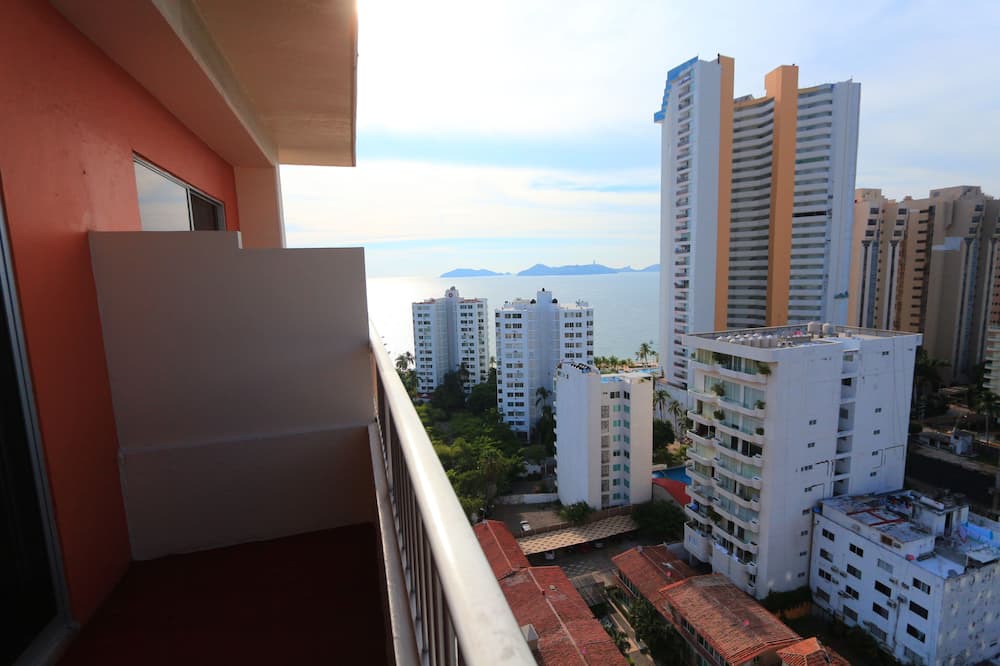 Photo of Patio Balcony in Costa Azul