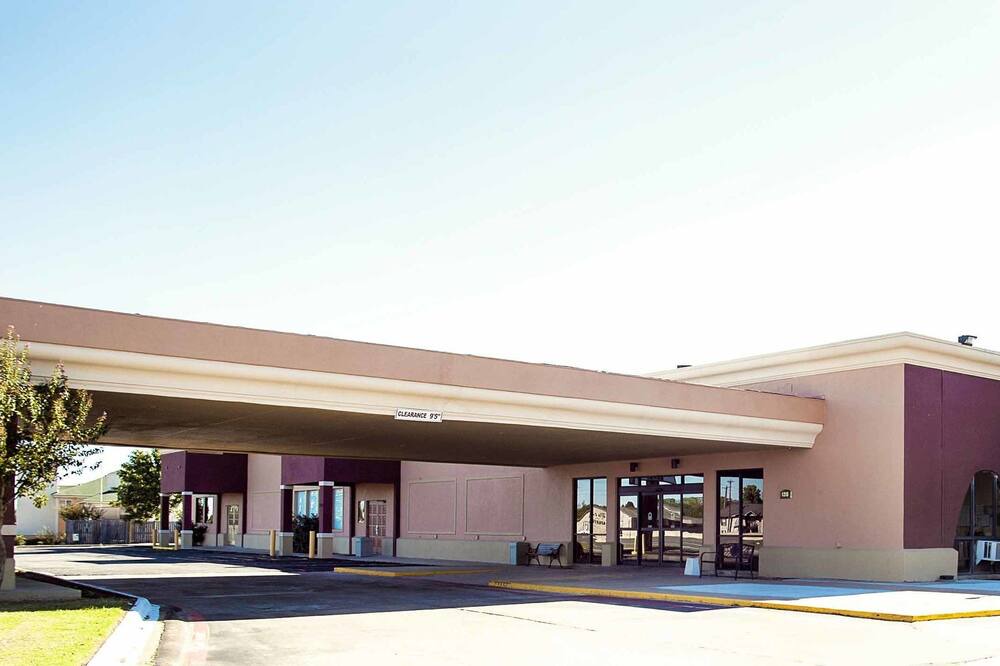 Photo of Outdoor in Greenville
