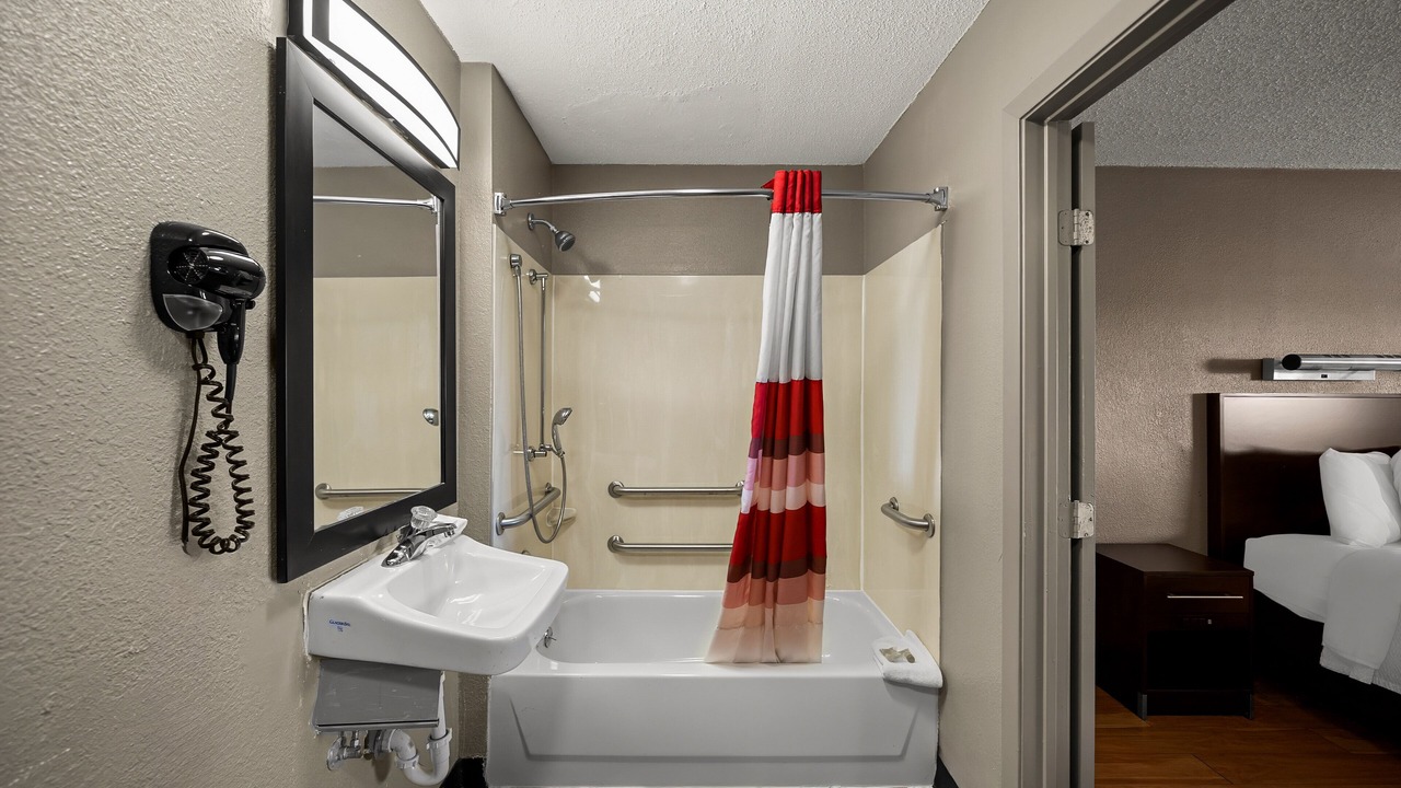 Photo of Bathroom in Las Colinas