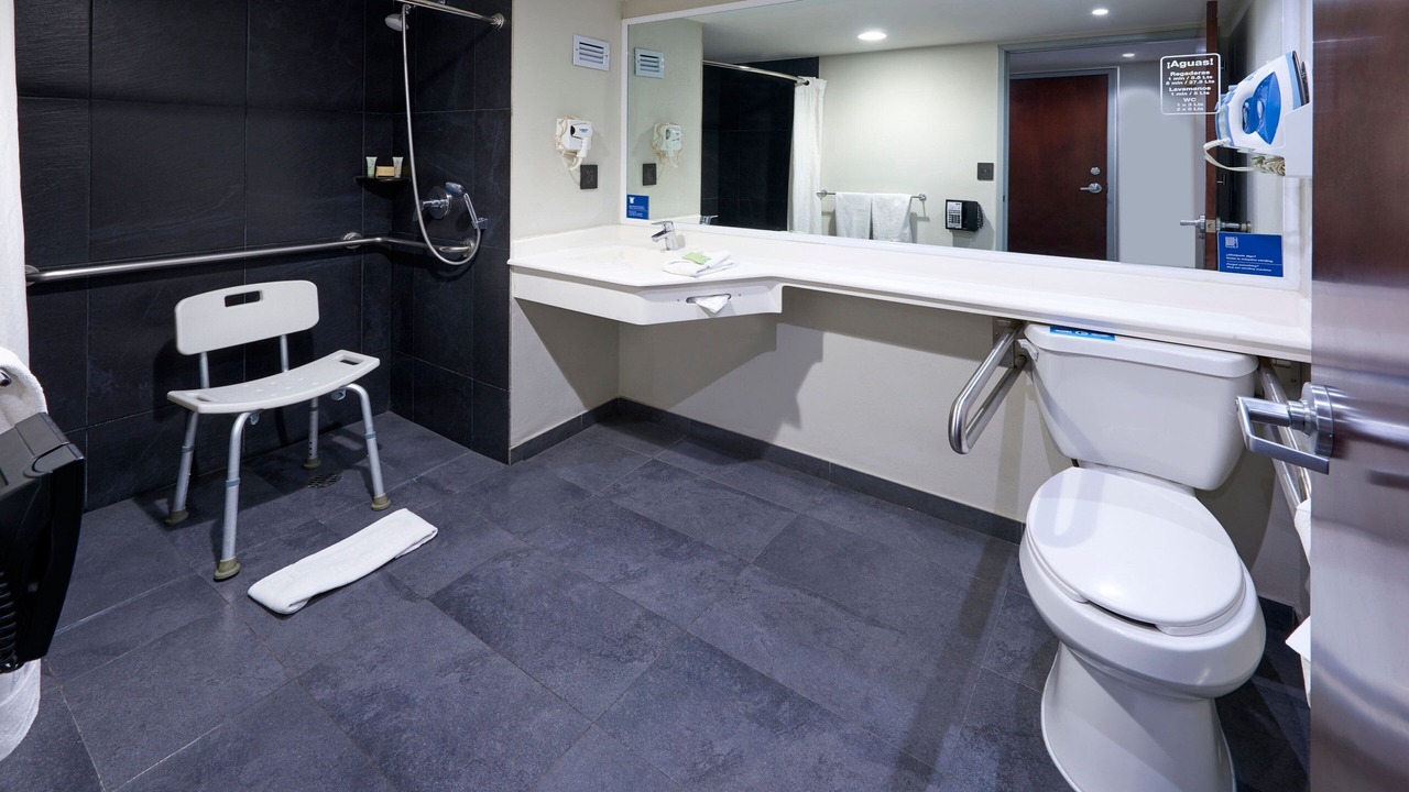 Photo of Bathroom in Saltillo