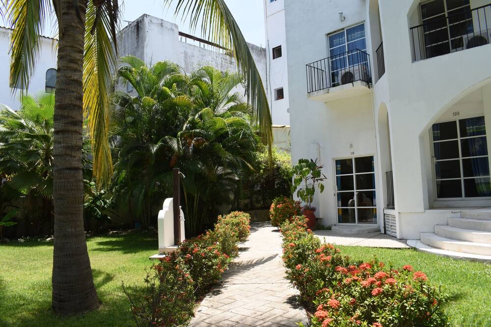 Photo of Others in Santa Maria Huatulco