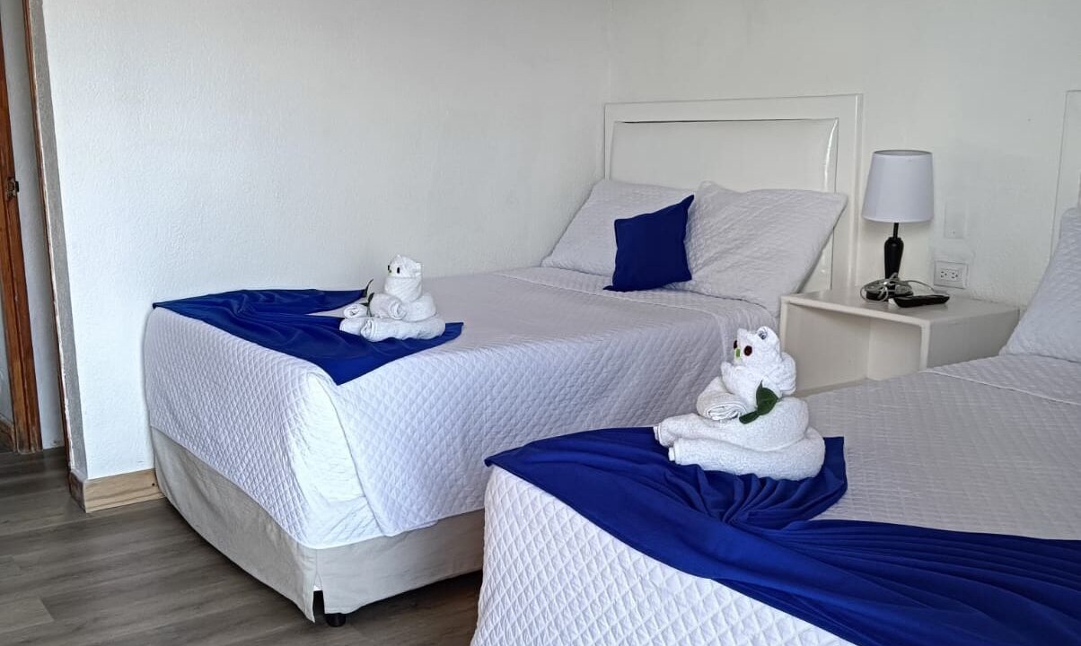 Photo of Bedroom in Flores