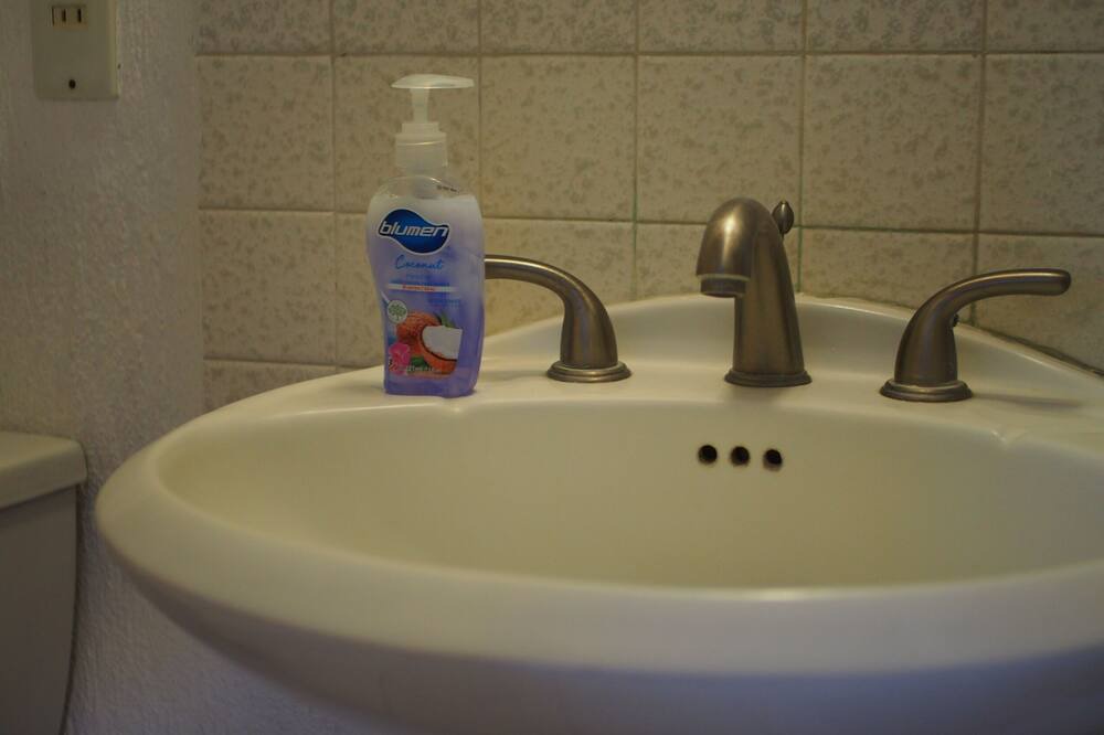 Photo of Bathroom in Club Santiago