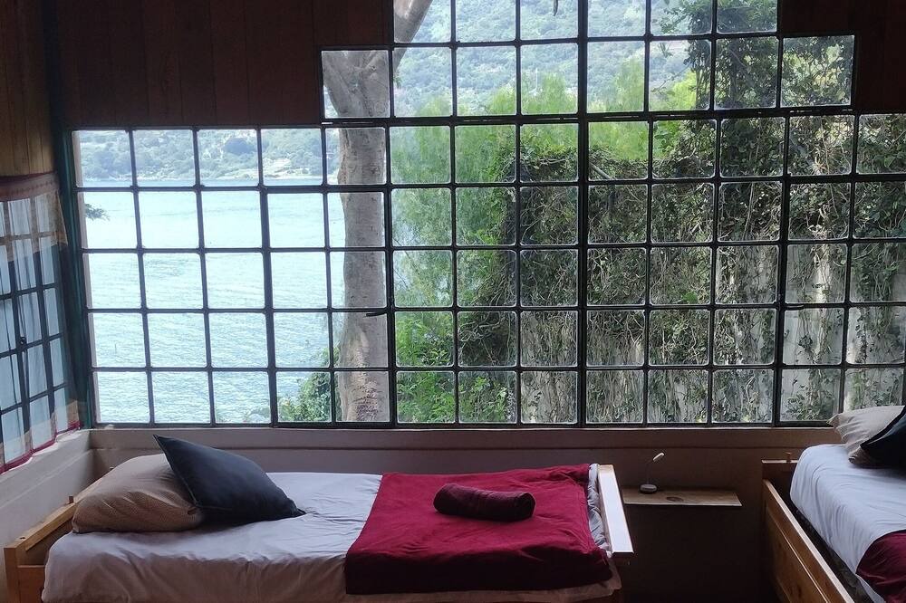 Photo of Bedroom in San Antonio Palopo