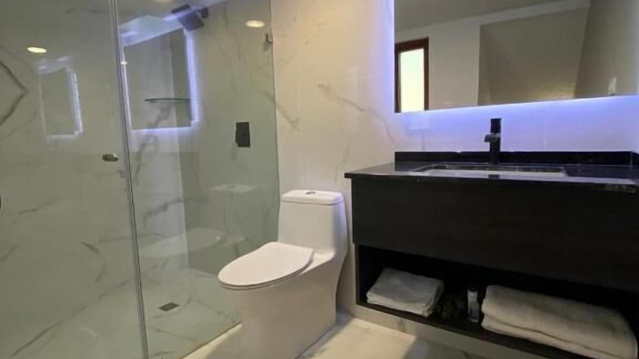 Photo of Bathroom in Del Carmen