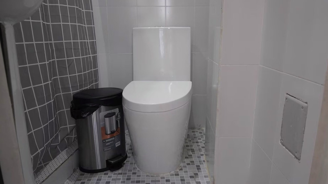 Photo of Bathroom in San Juan La Laguna