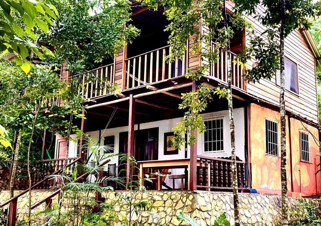 Photo of Patio Balcony in El Remate