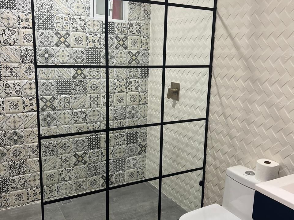 Photo of Bathroom in Monterrey Centro