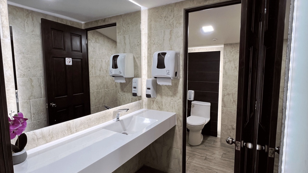 Photo of Bathroom in Zona 9