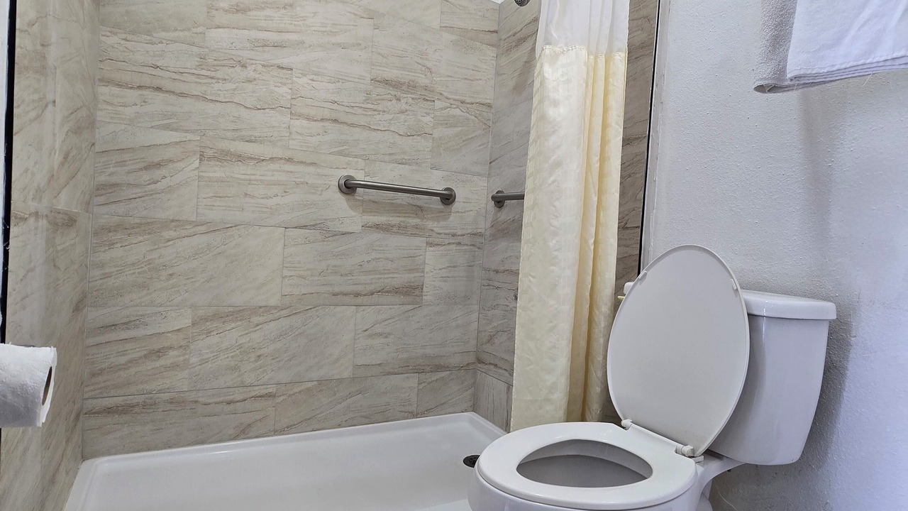 Photo of Bathroom in Laguna Heights