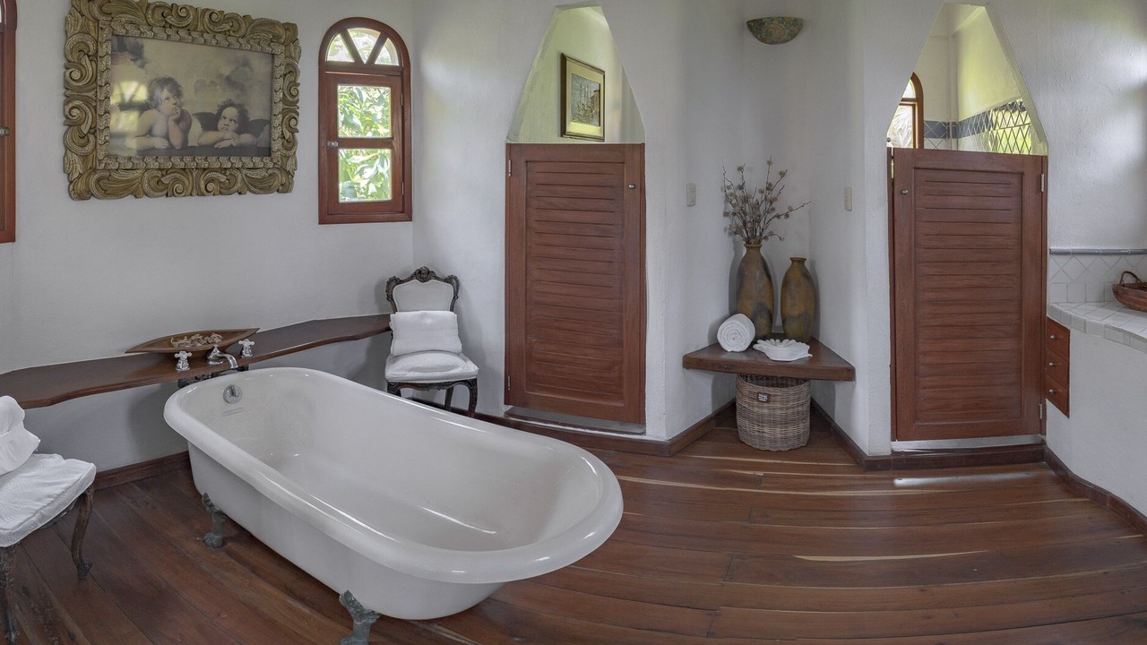Photo of Bathroom in Zona Hotelera