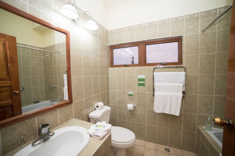 Photo of Bathroom in Quetzaltenango