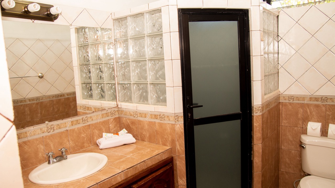 Photo of Bathroom in Rio Hondo