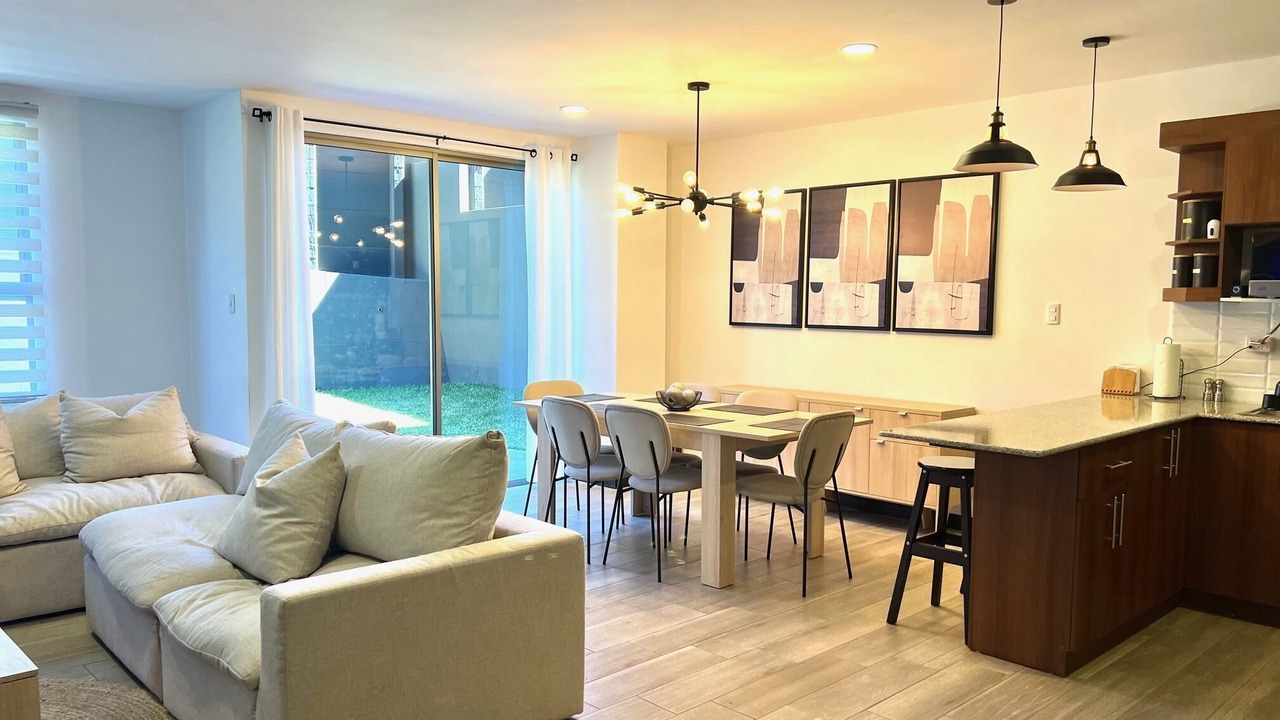 Photo of Livingroom in Santa Lucia Milpas Altas