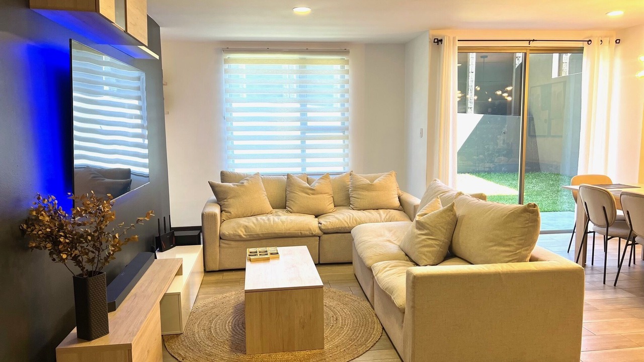 Photo of Livingroom in Santa Lucia Milpas Altas