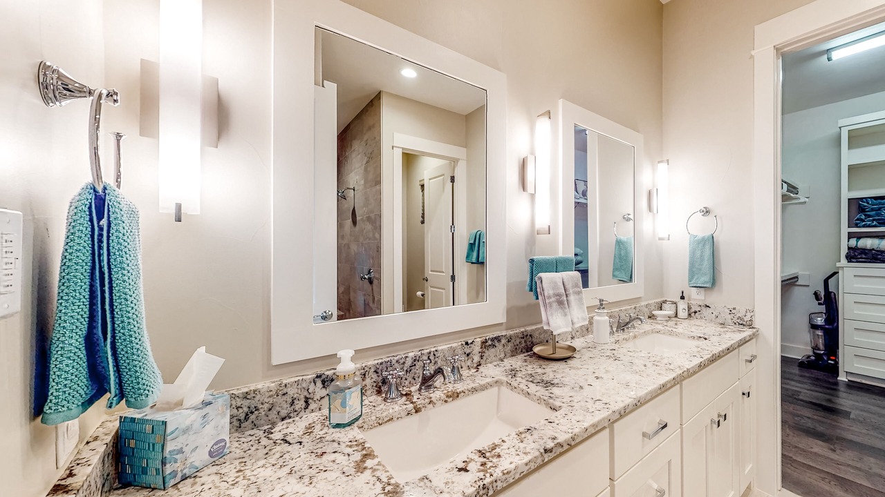 Photo of Bathroom in Spicewood