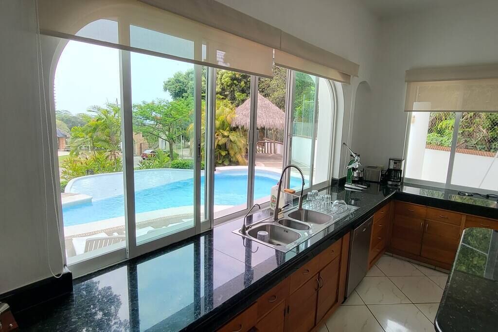 Photo of Kitchen in South Shore Hotel Area