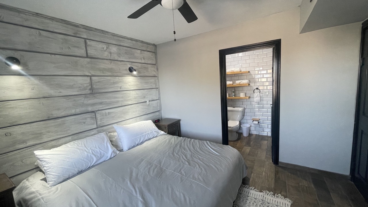 Photo of Bedroom in Laguna Shores