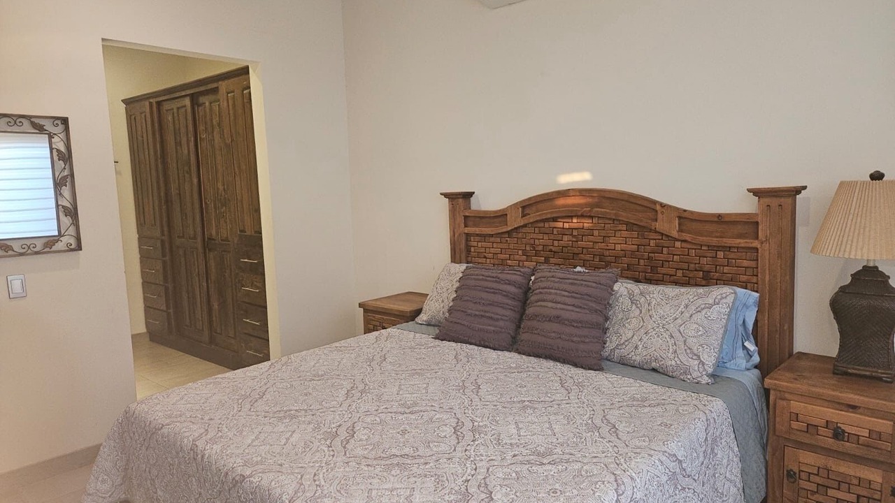Photo of Bedroom in Laguna Shores