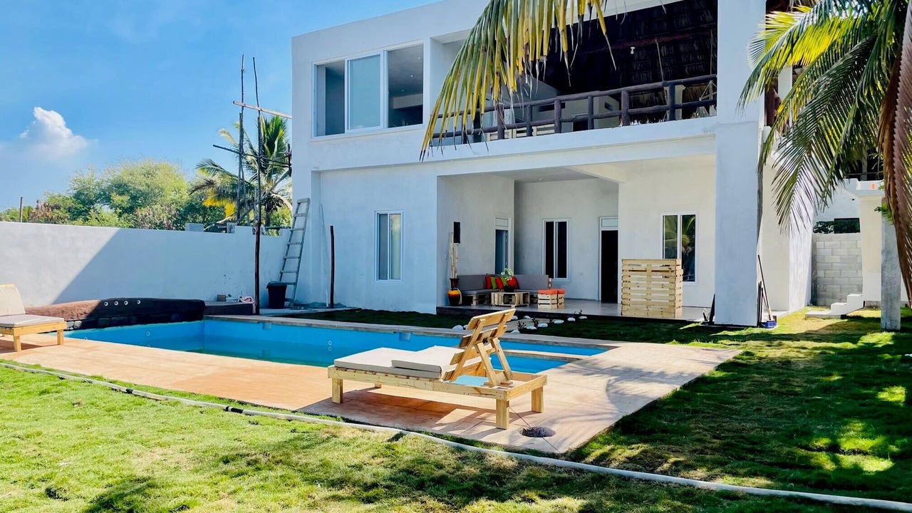 Photo of Outdoor in El Hawaii