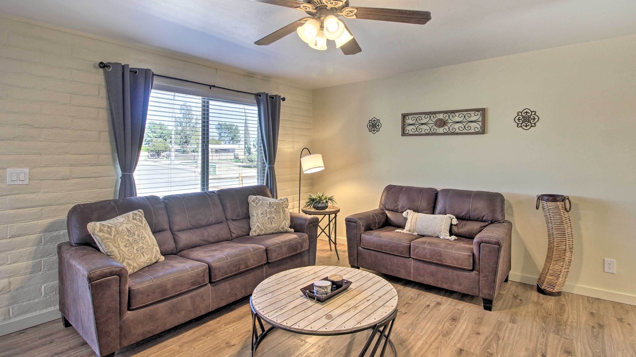 Photo of Livingroom in Tucson