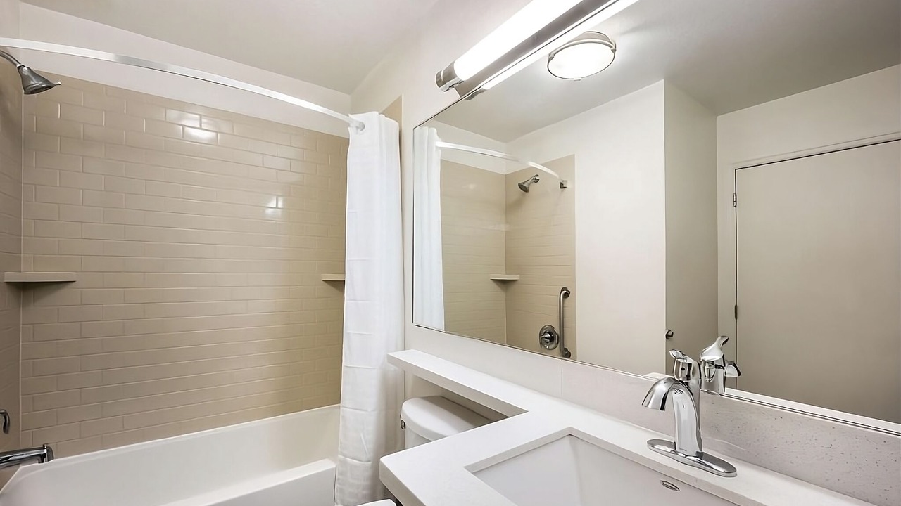 Photo of Bathroom in Las Colinas