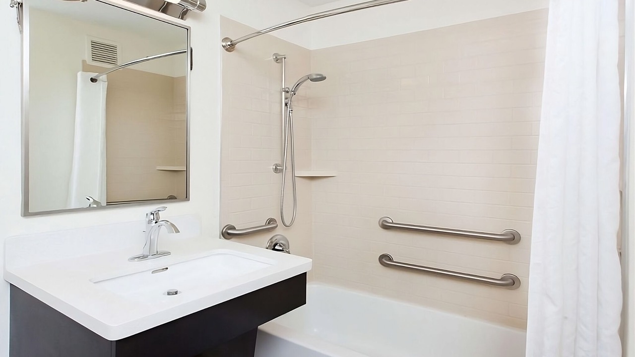 Photo of Bathroom in Las Colinas