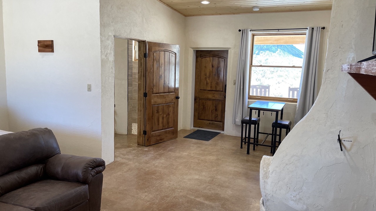 Photo of Livingroom in Terlingua