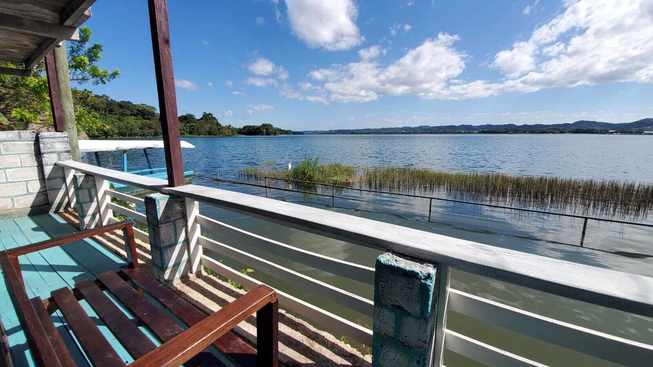 Photo of Outdoor in Flores