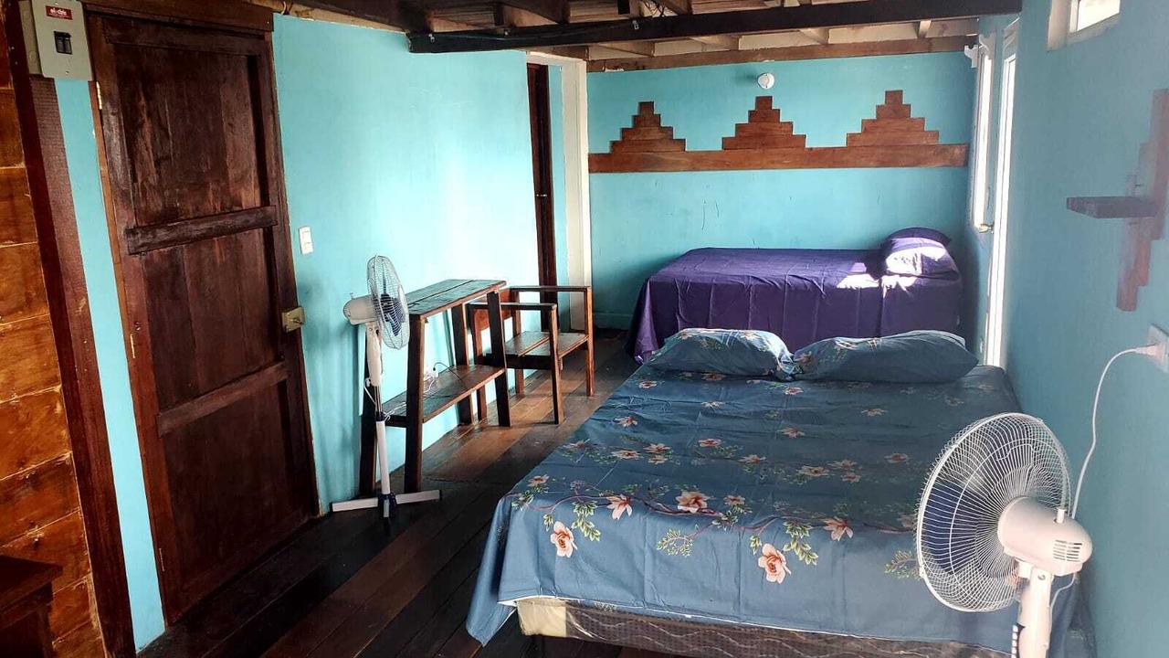 Photo of Bedroom in Flores