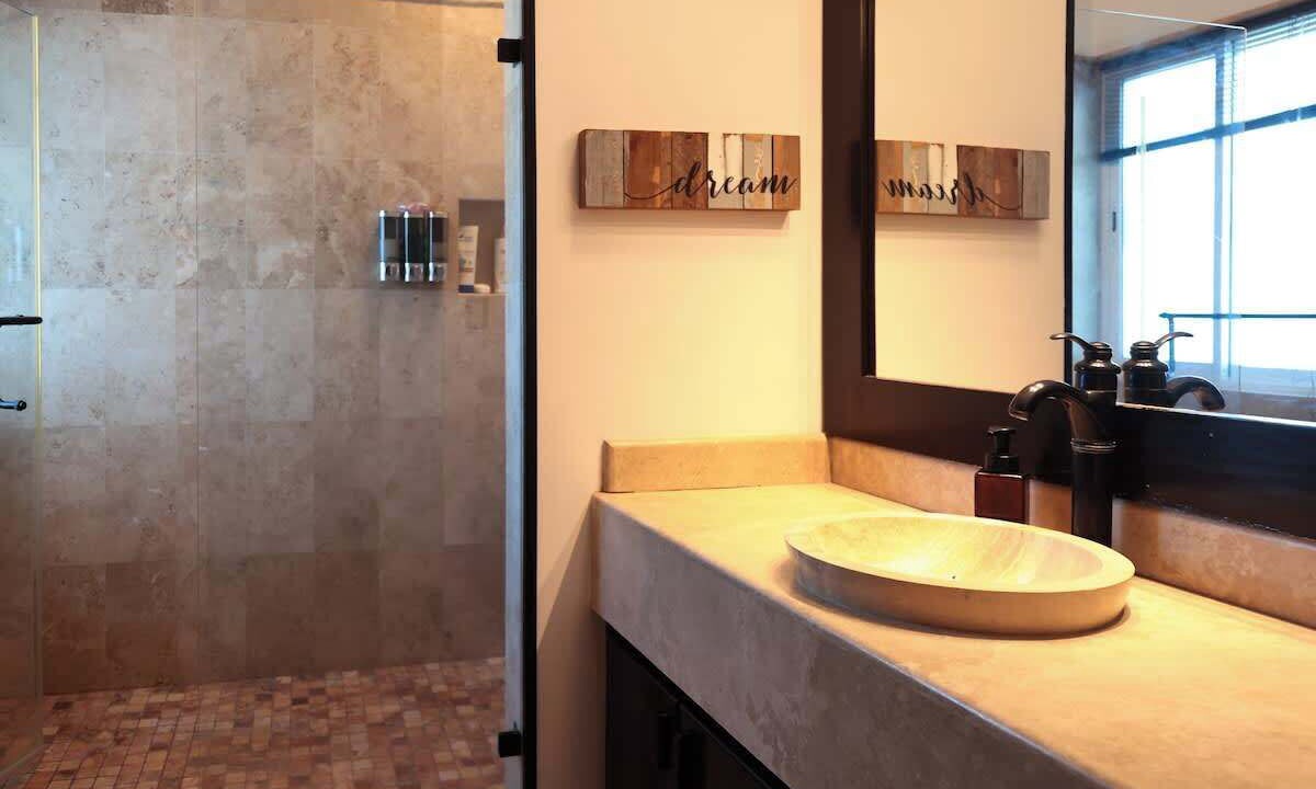 Photo of Bathroom in Esterito