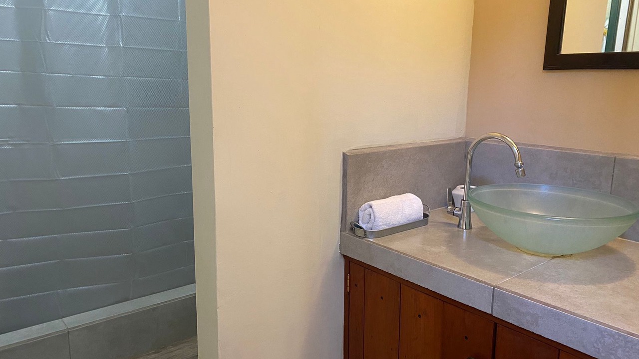 Photo of Bathroom in San Lucas Sacatepequez