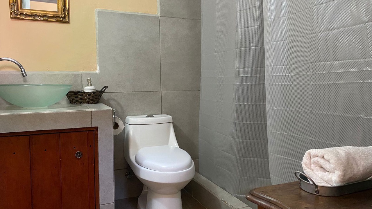 Photo of Bathroom in San Lucas Sacatepequez