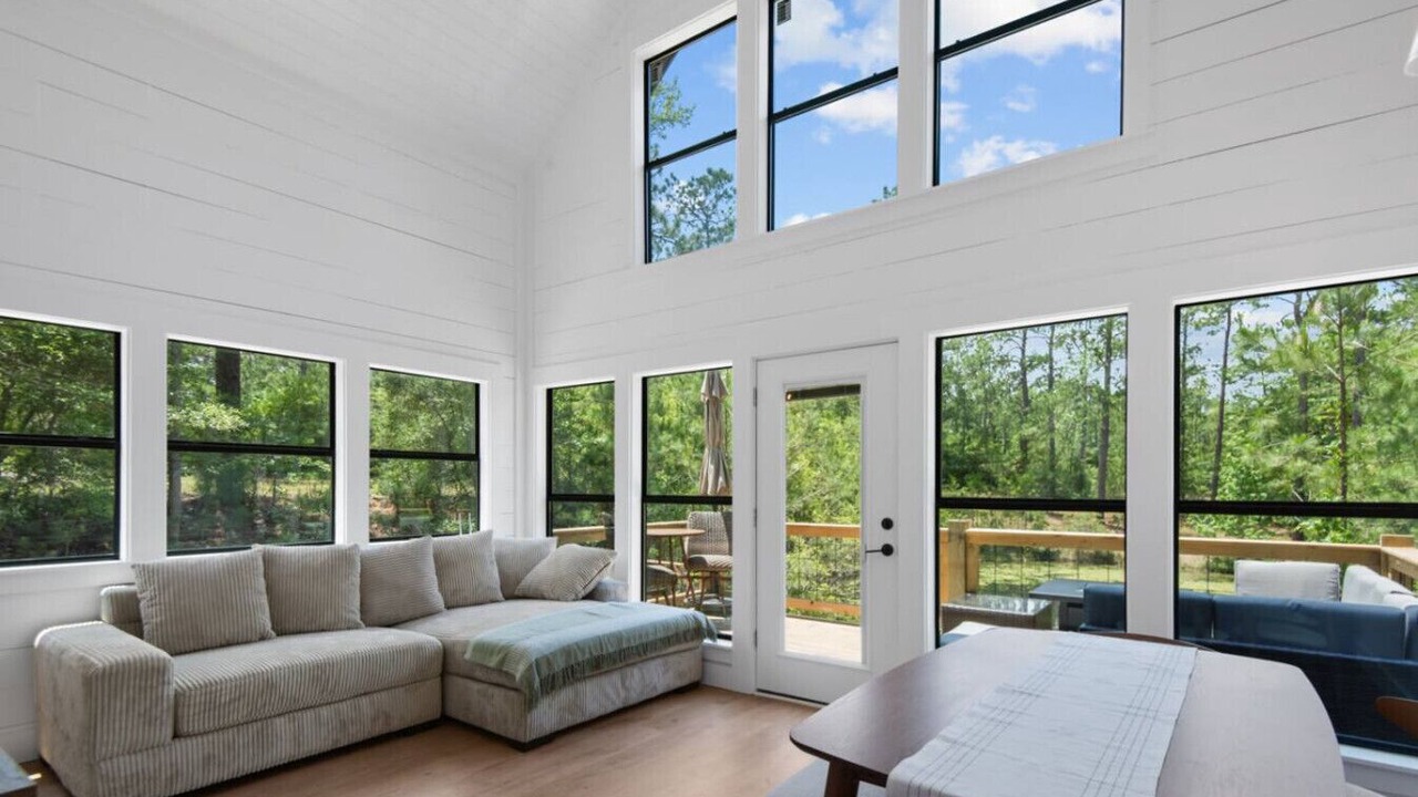Photo of Livingroom in Brookeland