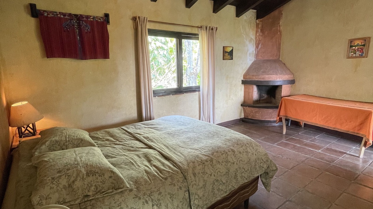 Photo of Bedroom in Santa Cruz La Laguna
