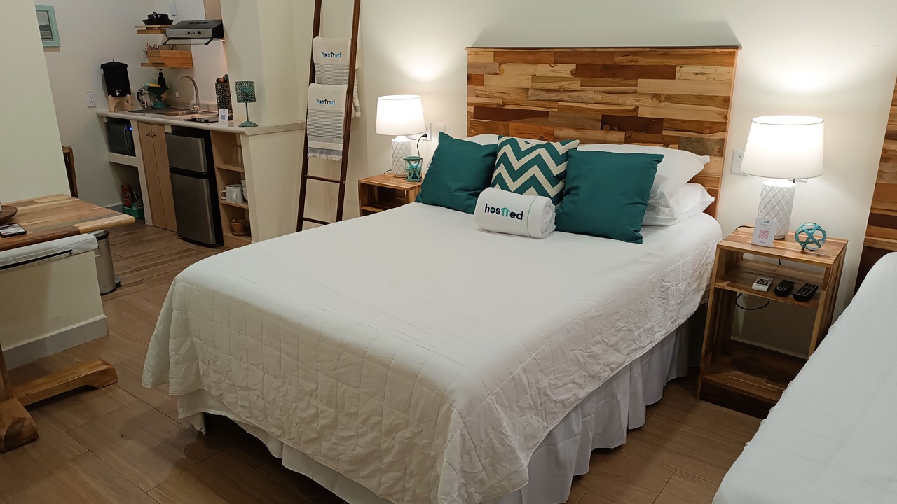 Photo of Bedroom in Flores