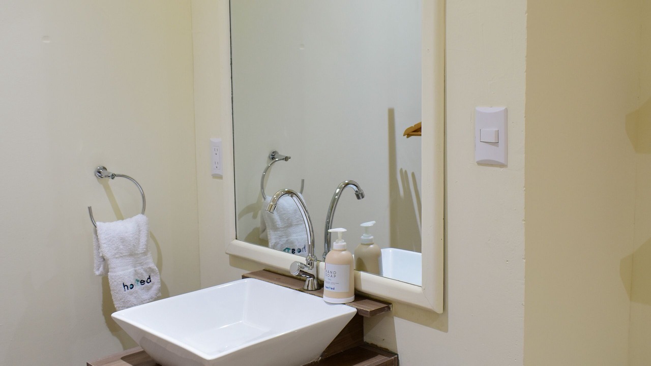 Photo of Bathroom in Flores