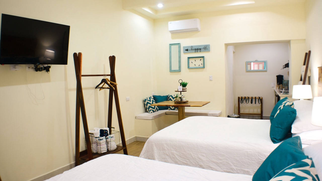Photo of Bedroom in Flores