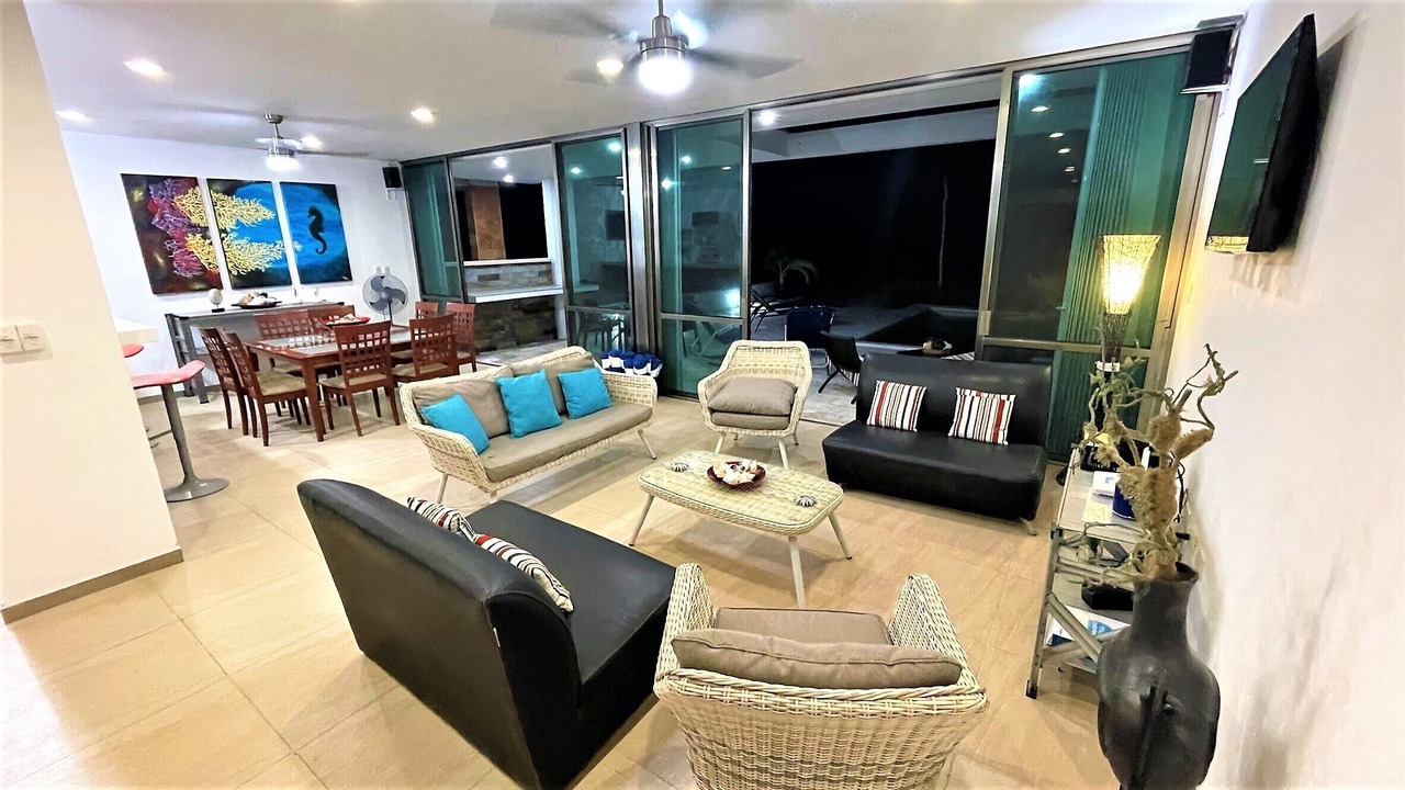 Photo of Livingroom in San Benito