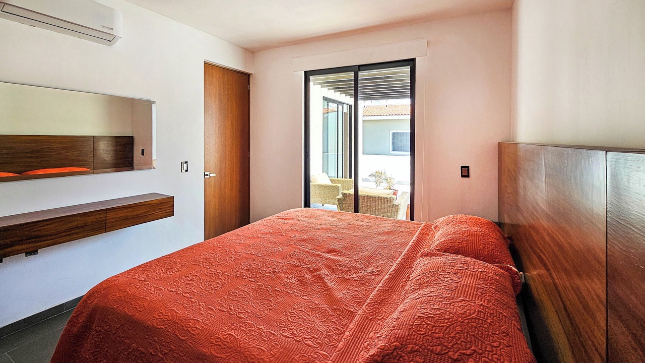 Photo of Bedroom in Flamingos